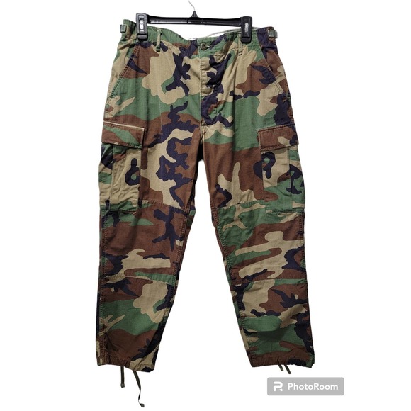 U.S. Army Other - Camouflage Army Cargo Pants Size Medium-Short